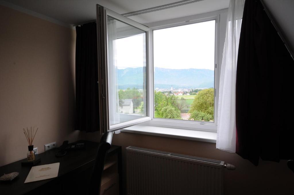 Gasthof Bacher Hotel Villach Esterno foto