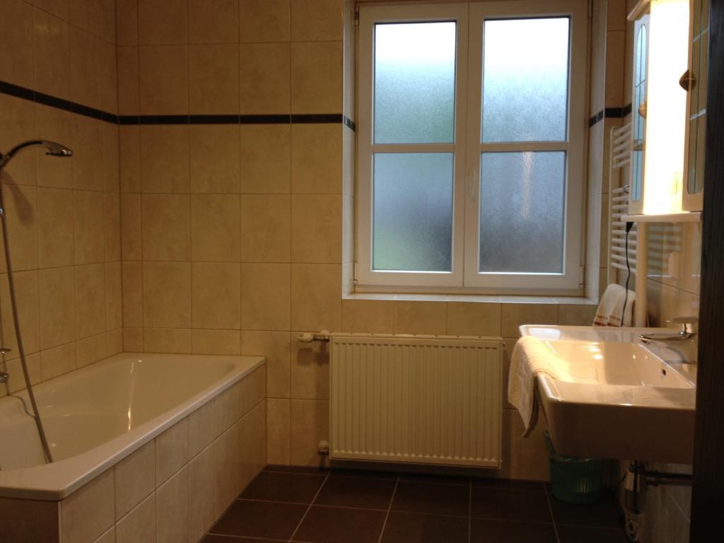 Gasthof Bacher Hotel Villach Esterno foto