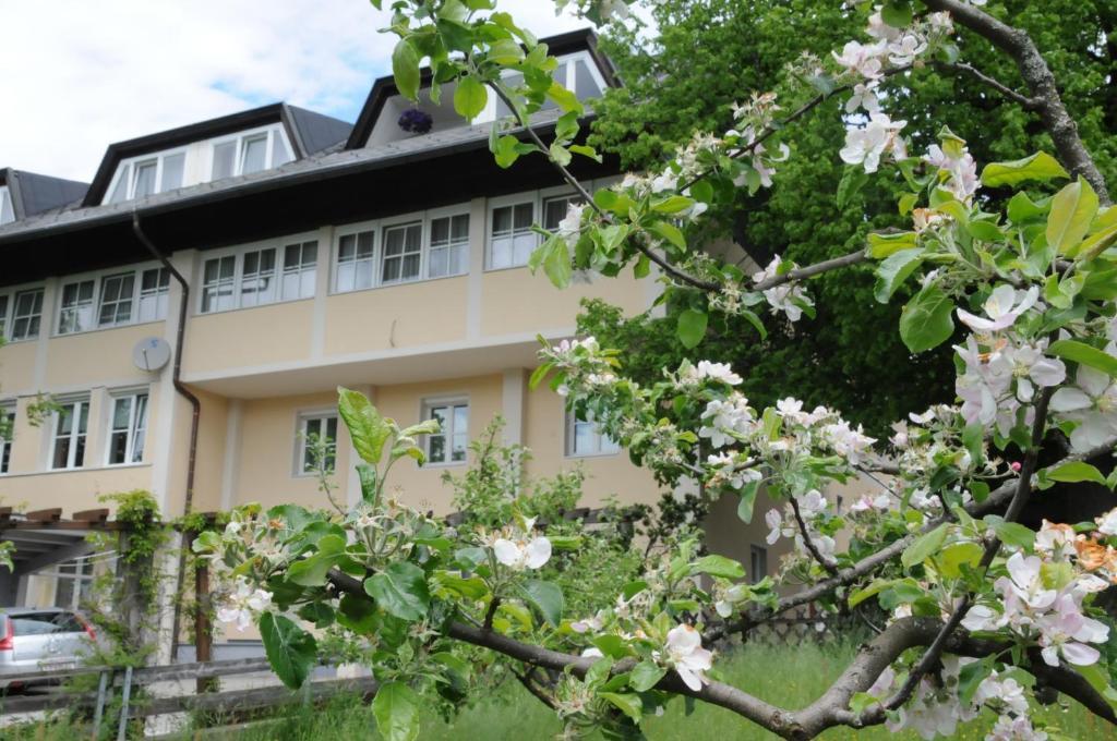 Gasthof Bacher Hotel Villach Esterno foto